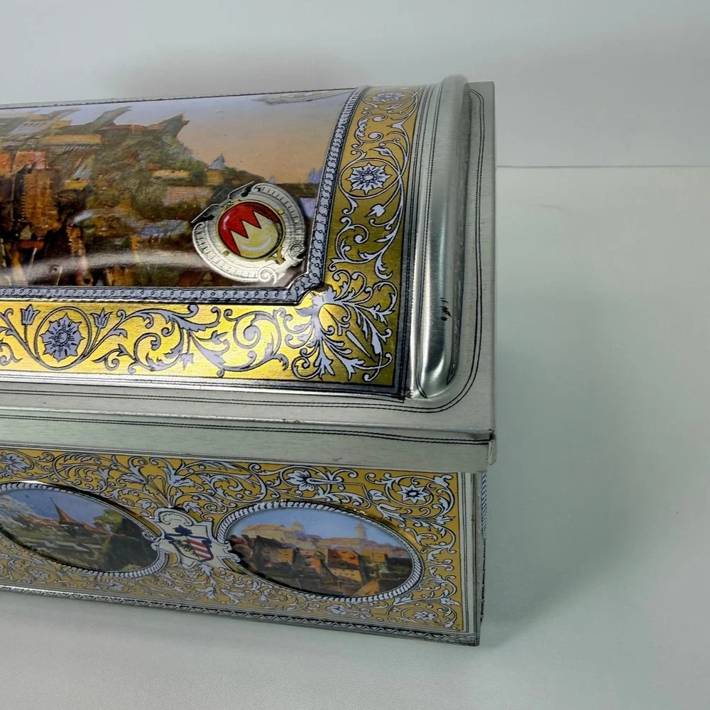 Lebkuchen Schmidt Nuremberg Germany Vintage Treasure Chest‎ Tin Box